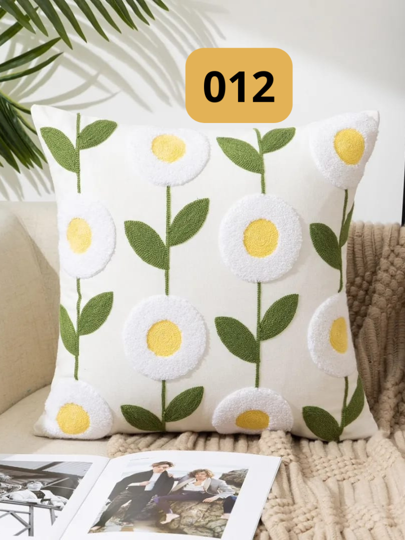 01-12.png Funda de cojines bordados Lucia