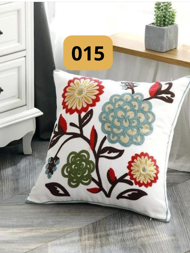 01-32.png Funda de cojines bordados Florencia