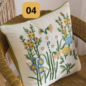 01-4.png Funda de cojines bordados Lucia