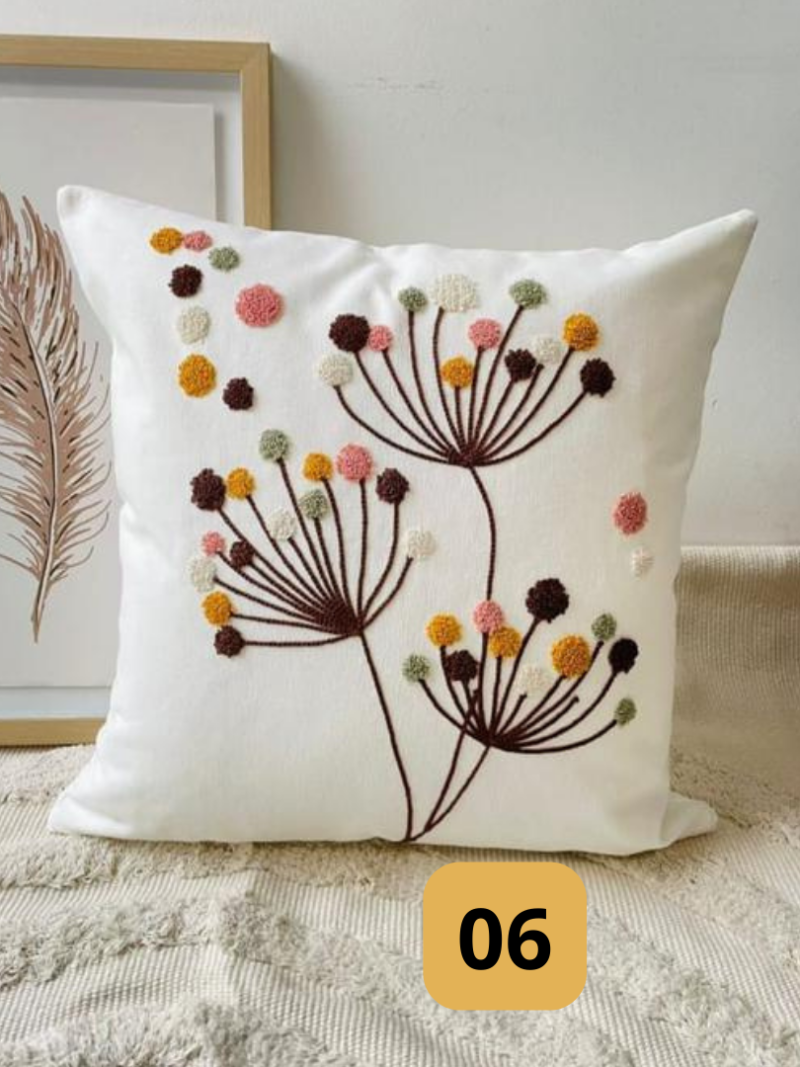 01-6.png Funda de cojines bordados Lucia