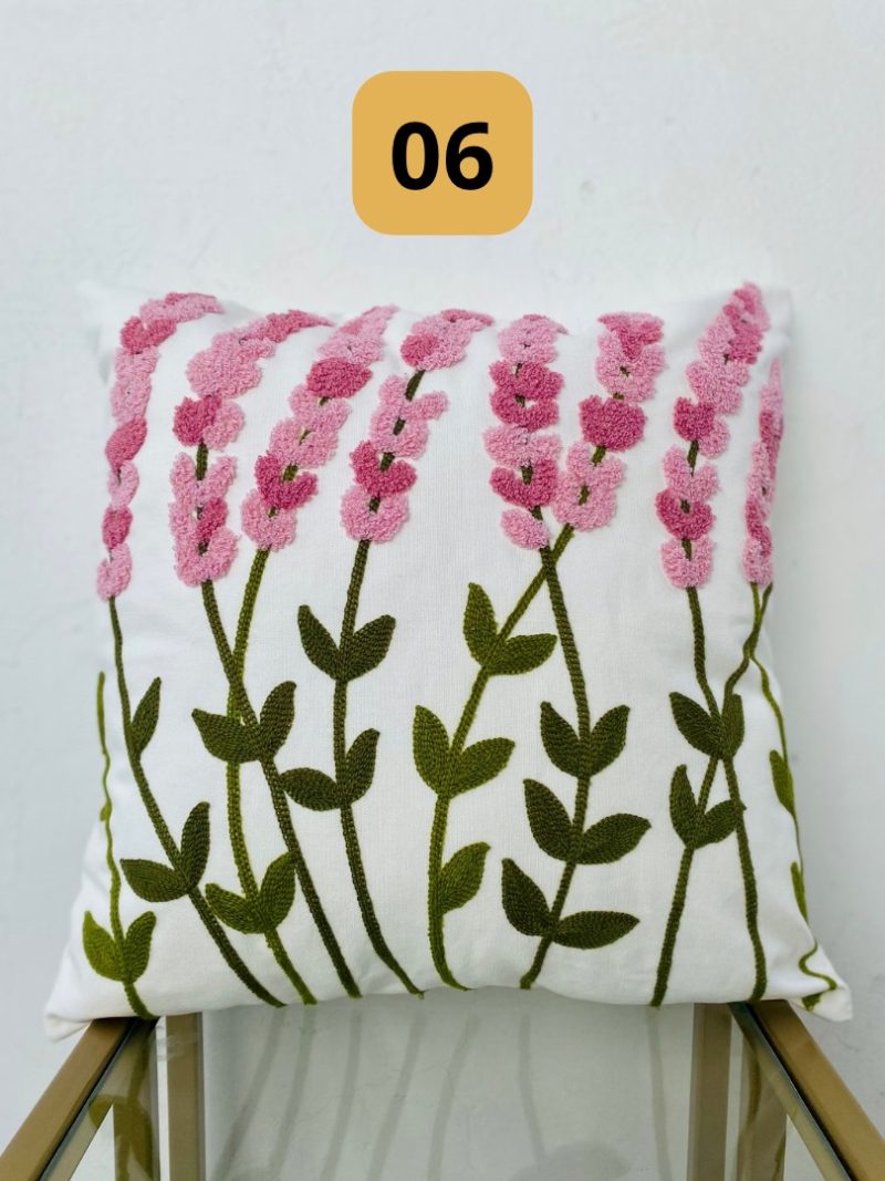 04E75DD1-2342-4C6E-978A-EDB281B035AA.jpg Funda de cojines bordados Isadora