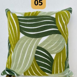 25592C18-A8D6-452B-B8AD-A623B4A3A46A.jpg Funda de cojines bordados Simona