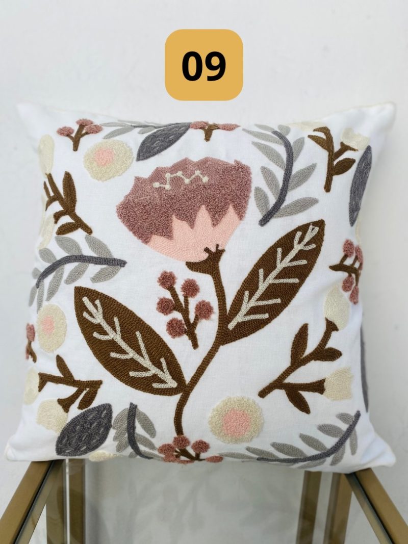 3955339C-A767-4354-8C63-A7A8A616EB2C.jpg Funda de cojines bordados abstractos