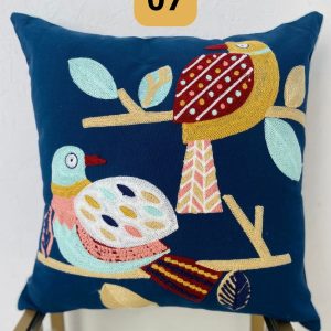 3CC5D1B9-C551-4BA5-BBA4-56AD85A52DA7.jpg Funda de cojines bordados Simona