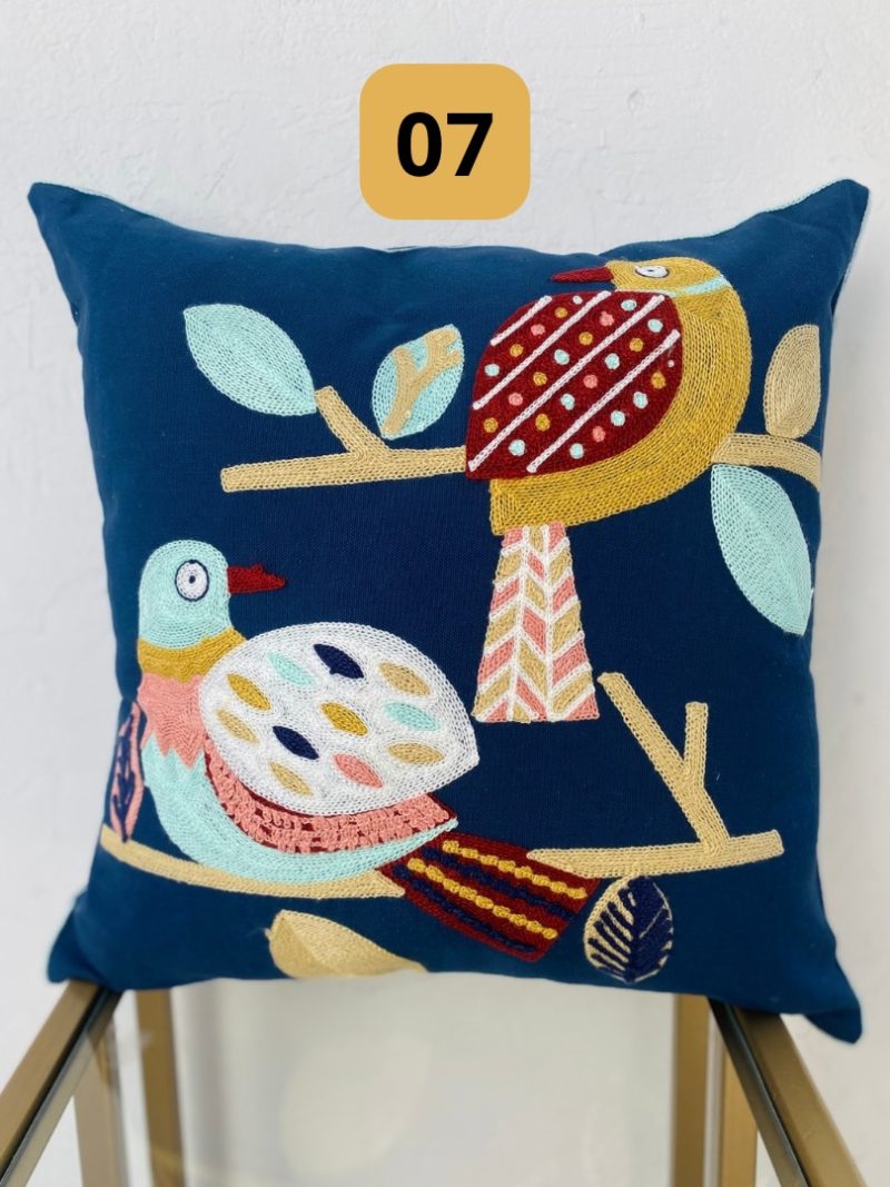 3CC5D1B9-C551-4BA5-BBA4-56AD85A52DA7.jpg Funda de cojines bordados Simona