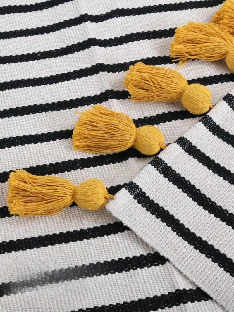 Piecera con flecos Renata