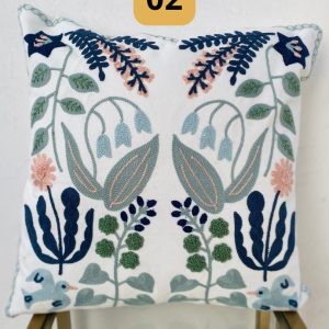 400AE8D1-21EC-43C0-A946-21FF146E17D2.jpg Funda de cojines bordados Simona