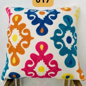 70506AC4-2DB0-4386-9A4C-AEDA4253CBA1.jpg Funda de cojines bordados abstractos