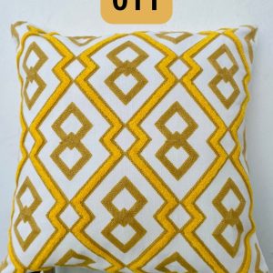 9F9A18B2-09EA-43F0-B4C7-4A4ADCBB3360.jpg Funda de cojines bordados Isadora