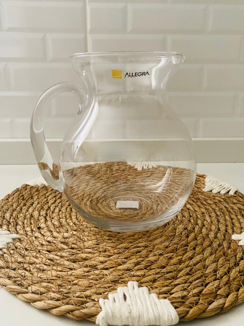 A3CC5FB4-4C04-4880-A6D9-2CC91FCF9E25.png Jarra de vidrio