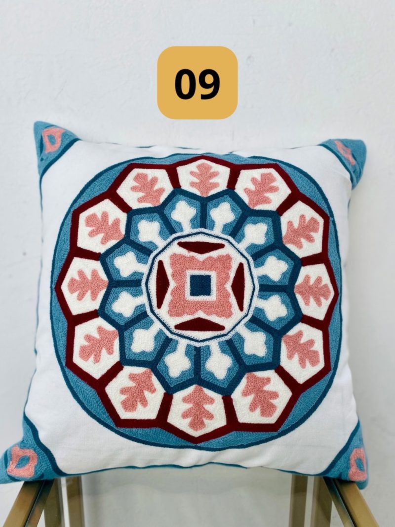 DE9BFF6F-B821-41B7-A30C-6E5440CDD2D4.jpg Funda de cojines bordados Isadora