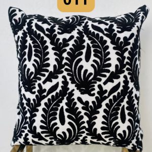 ED042A5A-306B-420D-B732-33617055923D.jpg Funda de cojines bordados Simona