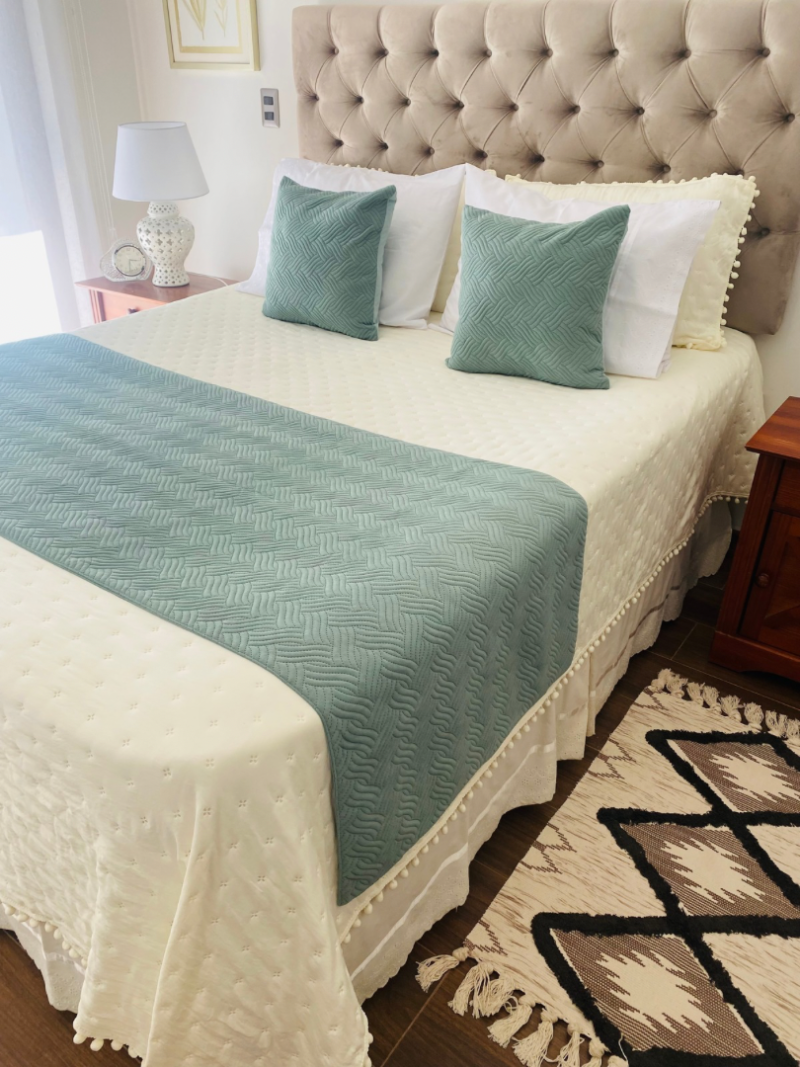 FA0BA431-449A-4566-A5F8-28EA03900AB3.png Conjuntos de Piecera trenzada + 2 fundas de cojines