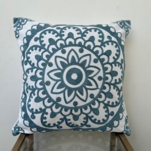 Sin-titulo-810-x-1080-px-11-1.jpeg Funda bordada Lúa