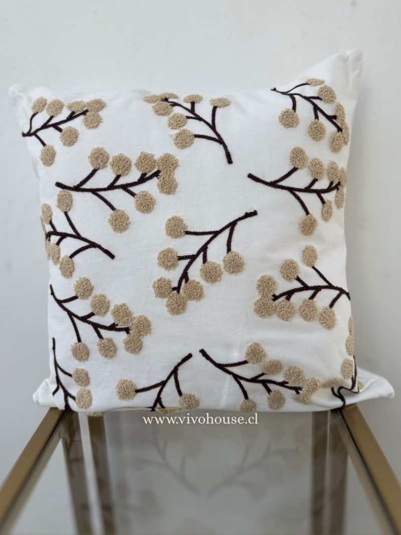 Sin-titulo-810-x-1080-px-13.jpg Funda bordada Arena