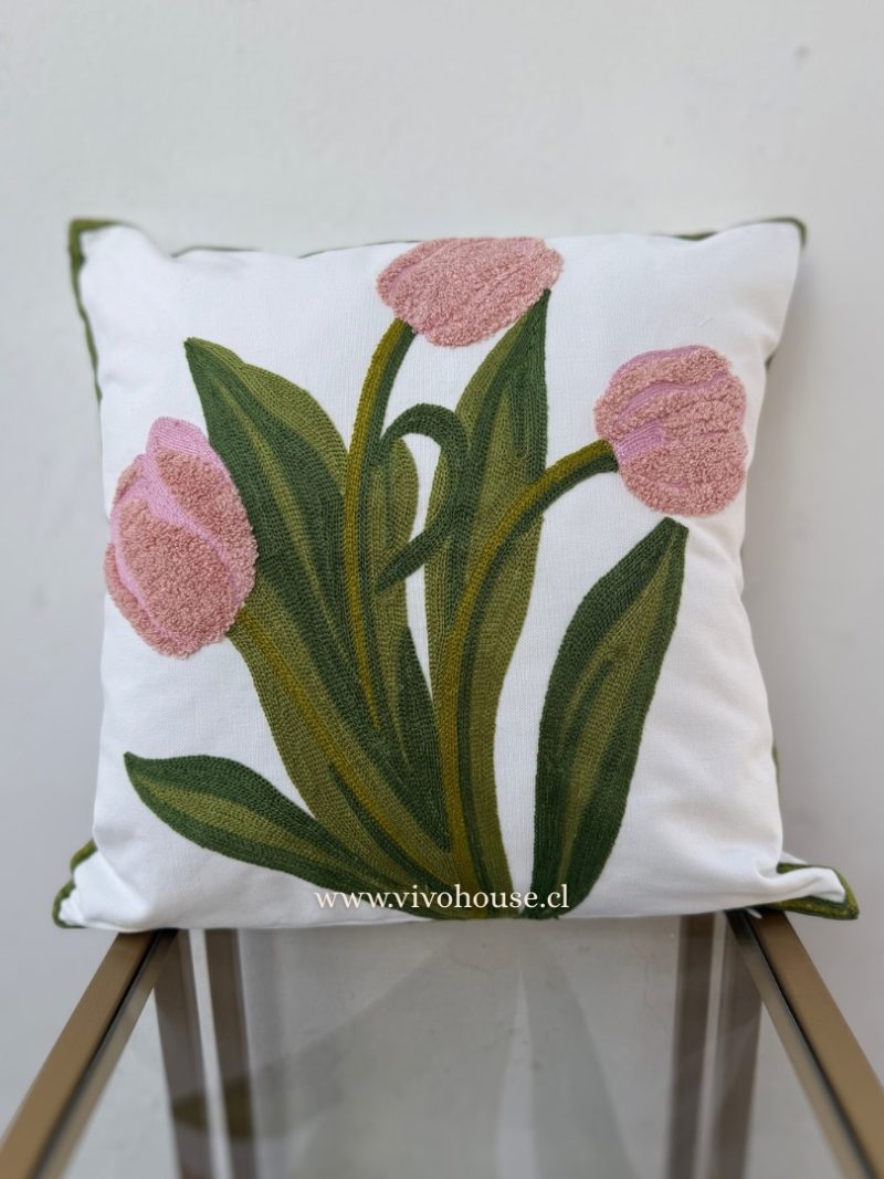 Sin-titulo-810-x-1080-px-2-1.jpg Funda bordada Tulipanes