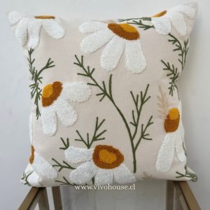 Sin-titulo-810-x-1080-px-7-1.jpg Funda bordada Pétalos